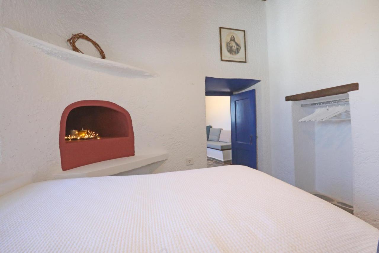 Le Petit Chateau Ano Syros Eksteriør bilde
