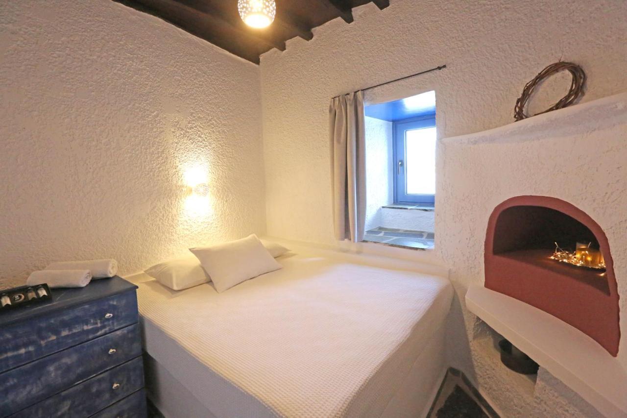 Le Petit Chateau Ano Syros Eksteriør bilde