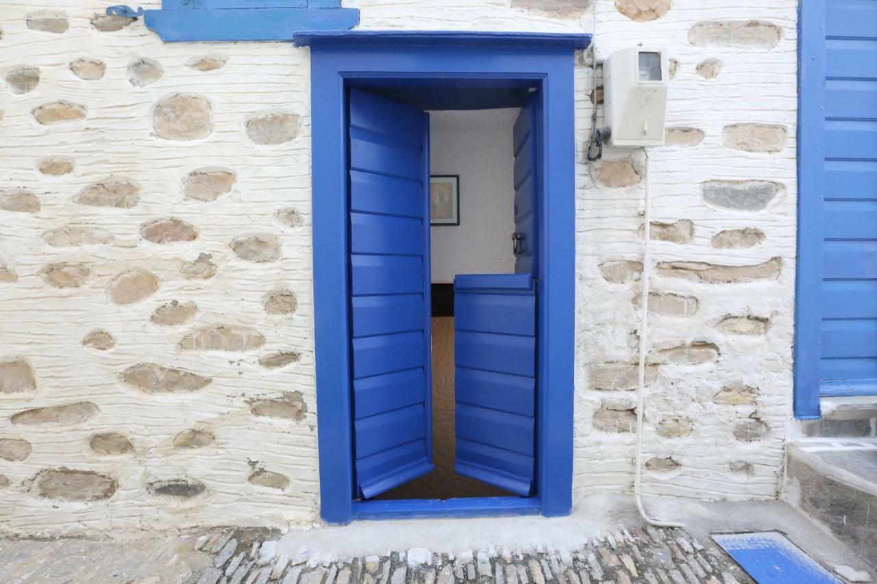 Le Petit Chateau Ano Syros Eksteriør bilde