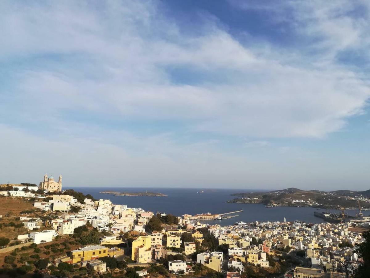 Le Petit Chateau Ano Syros Eksteriør bilde